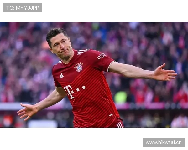 莱万多夫斯基生涯关键节点解析：多特崛起与拜仁封神