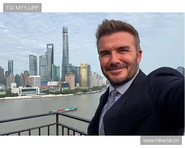 皮克退役后天天晒豪车游艇，这日子过得比贝克汉姆还像偶像剧