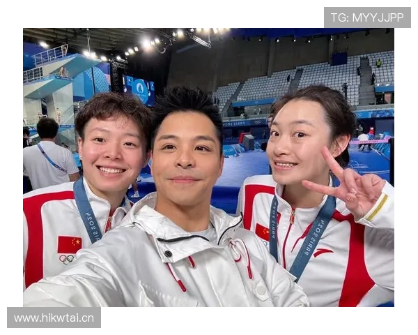 昌雅妮跳水冠军，私下穿拖鞋逛奢侈品店？