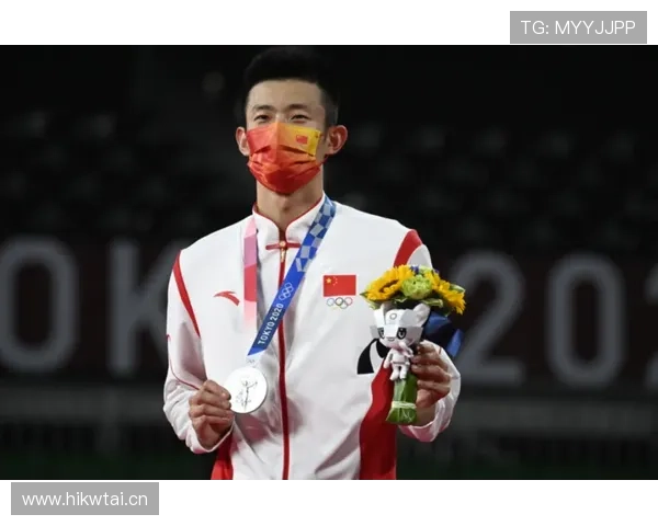 谌龙晚上隔壁老王烧烤那叫一个任性，赛场上瘦削战神，这生活差得也太震撼了吧